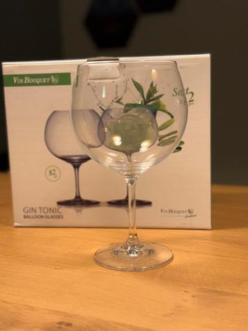 8 Gin Tonic glazen beschikbaar voor biedingen