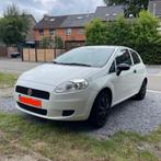 La Fiat Punto 1.2 Essence Euro 5 peut entrer n'importe où, Autos, Fiat, Achat, Particulier, Punto, USB