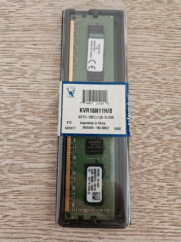 Kingston 8gb  disponible aux enchères