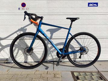 Cube Attain Race 2022 fiets beschikbaar voor biedingen