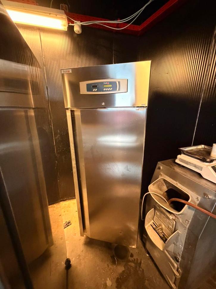 Armoire à glace/congélateur Fruilinox -12/-30 C, Articles professionnels, Horeca | Équipement de cuisine, Refroidissement et Congélation