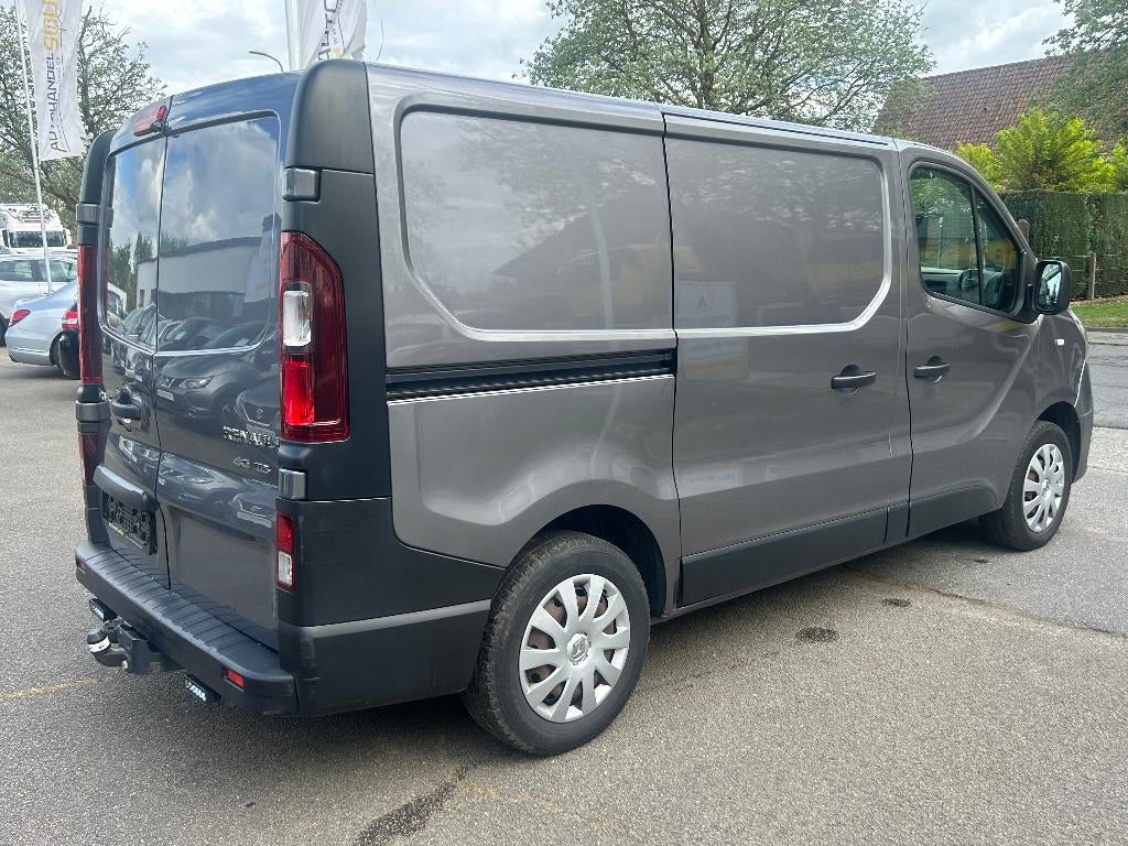 Renault Trafic 1.6dCi, 2016, 103.480km, GPS, AIRCO, CAMERA, Auto's, Voorwielaandrijving, Euro 5, Stof, 170 g/km