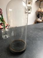 hoge glazen stolp met houten onderschoteltje, Huis en Inrichting, Ophalen, Gebruikt