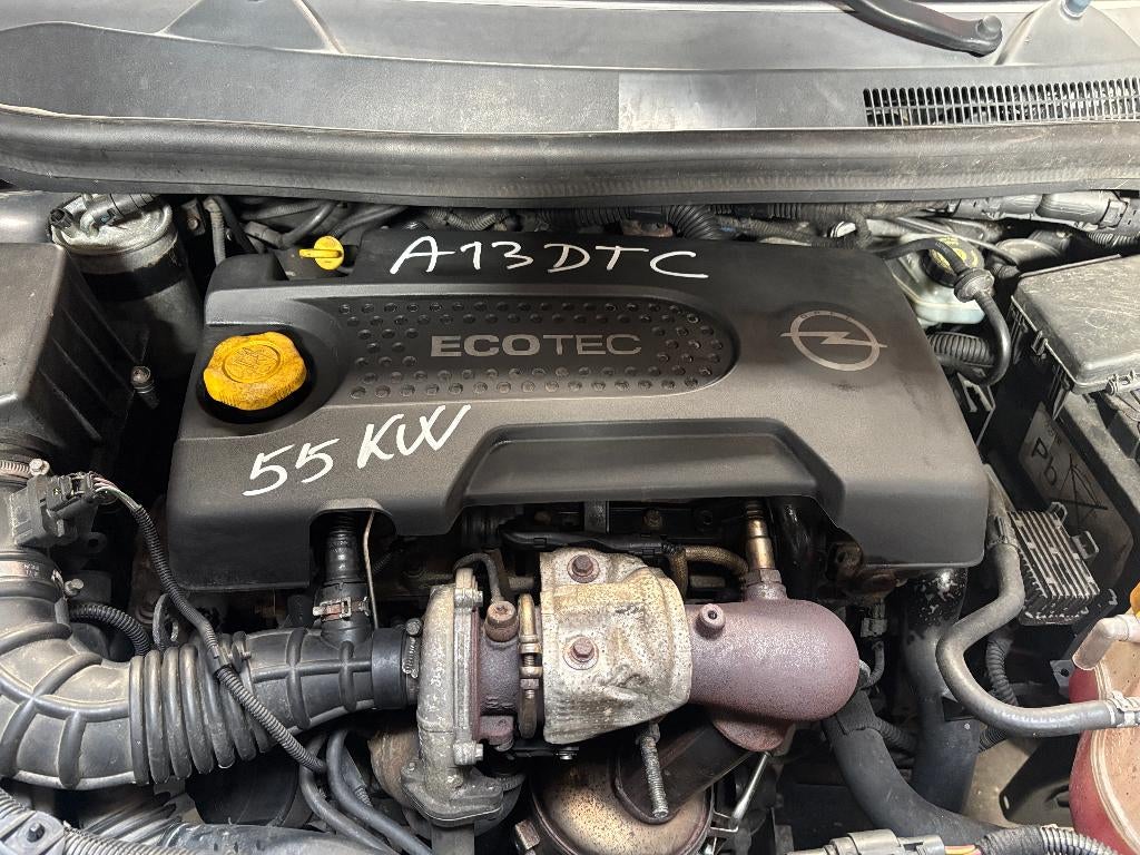 MOTEUR 1300 TURBO DIESEL OPEL CORSA D EURO 5 A13DTC, Autos : Pièces & Accessoires, Moteurs & Accessoires, Opel, Utilisé, Enlèvement