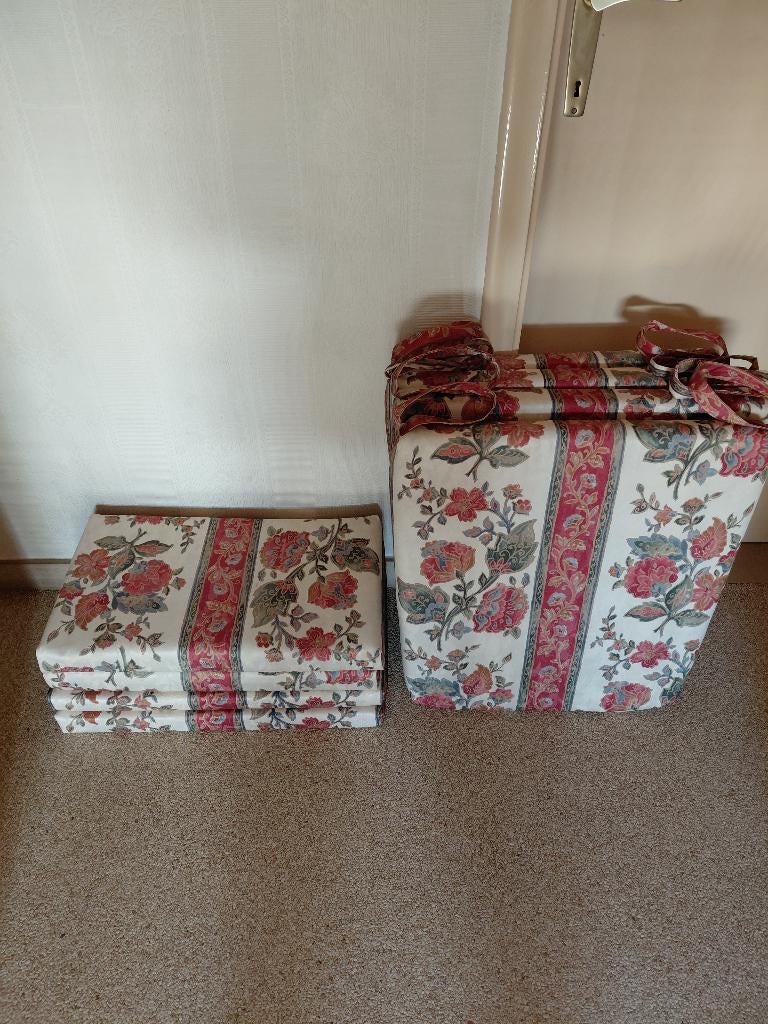 Kussens voor een lounge set, voor tuinstoelen, noem maar op., Ophalen, Nieuw