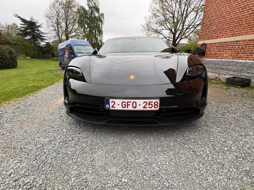 Taycan Sport Turismo 17500 km, Autos, Cuir, Achat, Entreprise, Entretenue par le concessionnaire