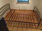 Metalen bed met lattenbodem, Ophalen