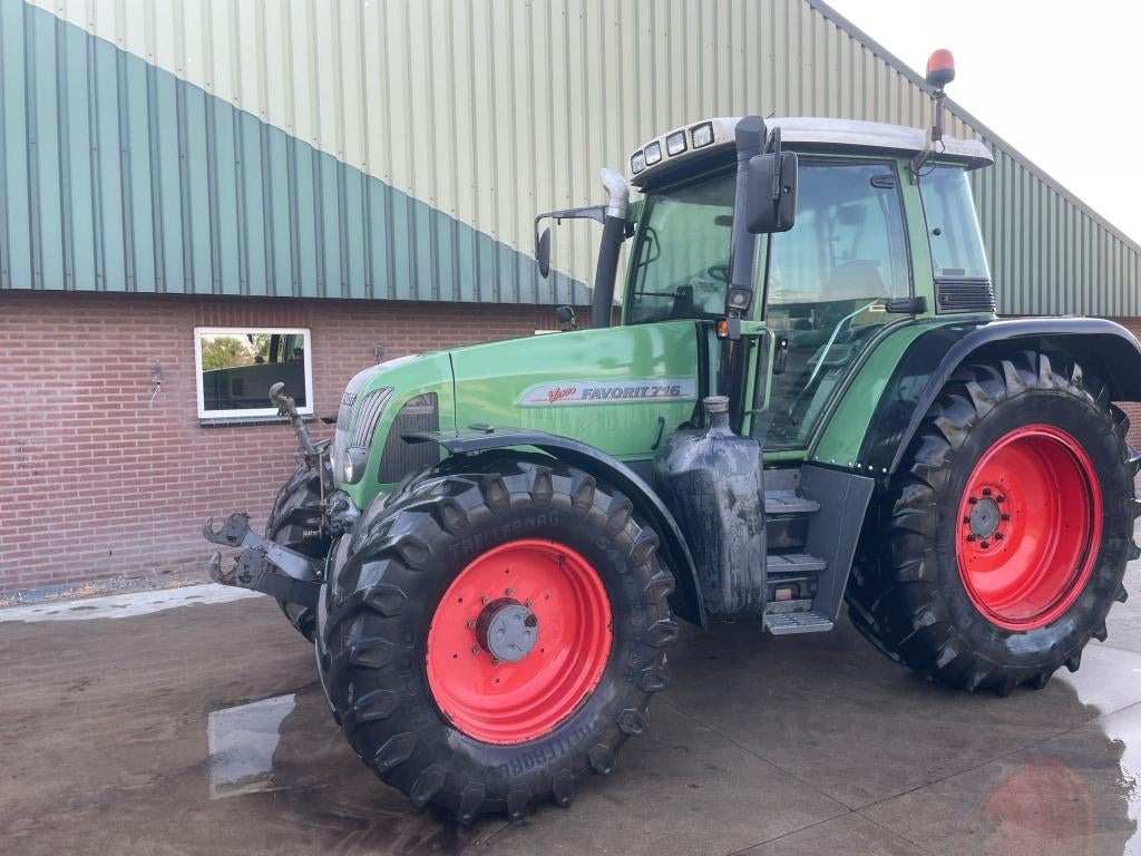 Fendt 716 Vario - Fronthef, Articles professionnels, Agriculture | Tracteurs, jusqu'à 2500, Fendt, 80 à 120 ch, Utilisé, Enlèvement