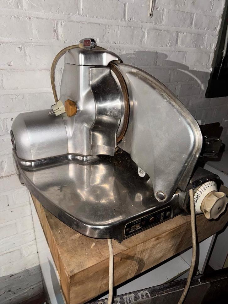 Originele Vintage Berkel 834 Snijmachine, Articles professionnels, Horeca | Équipement de cuisine, Boulangerie et Boucherie, Utilisé