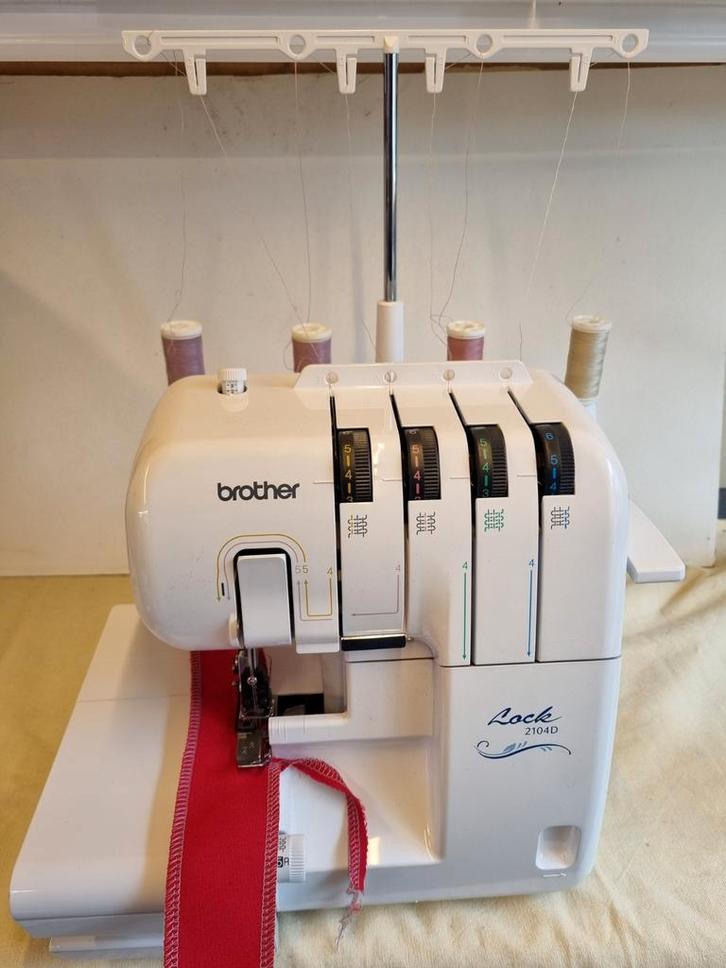 Brother 2104D, Hobby en Vrije tijd, Naaimachines en Toebehoren, Accessoires, Brother, Ophalen of Verzenden