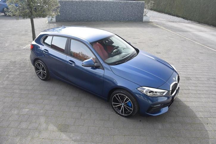 BMW 1 Serie Reeks 5-deurs 118Ia Leder/Navi/Led/Sfeerverl/18", Auto's, BMW, Bedrijf, Te koop, 1 Reeks, ABS, Airconditioning, Android Auto