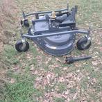 Weide blotter klijne traktor, Ophalen