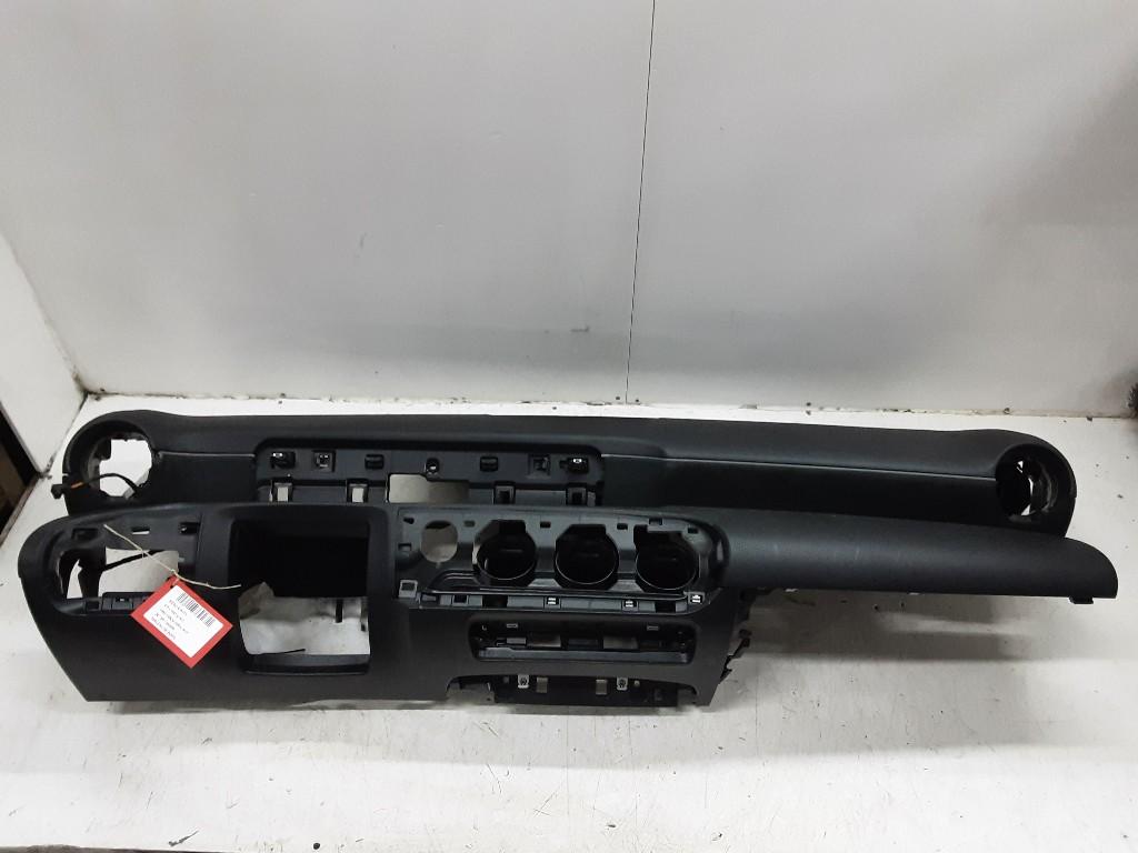 TABLEAU DE BORD Mercedes-Benz A (177.0) (01-2018/12-2026), Autos : Pièces & Accessoires, Mercedes-Benz, Mevr. I. Hauben, Utilisé