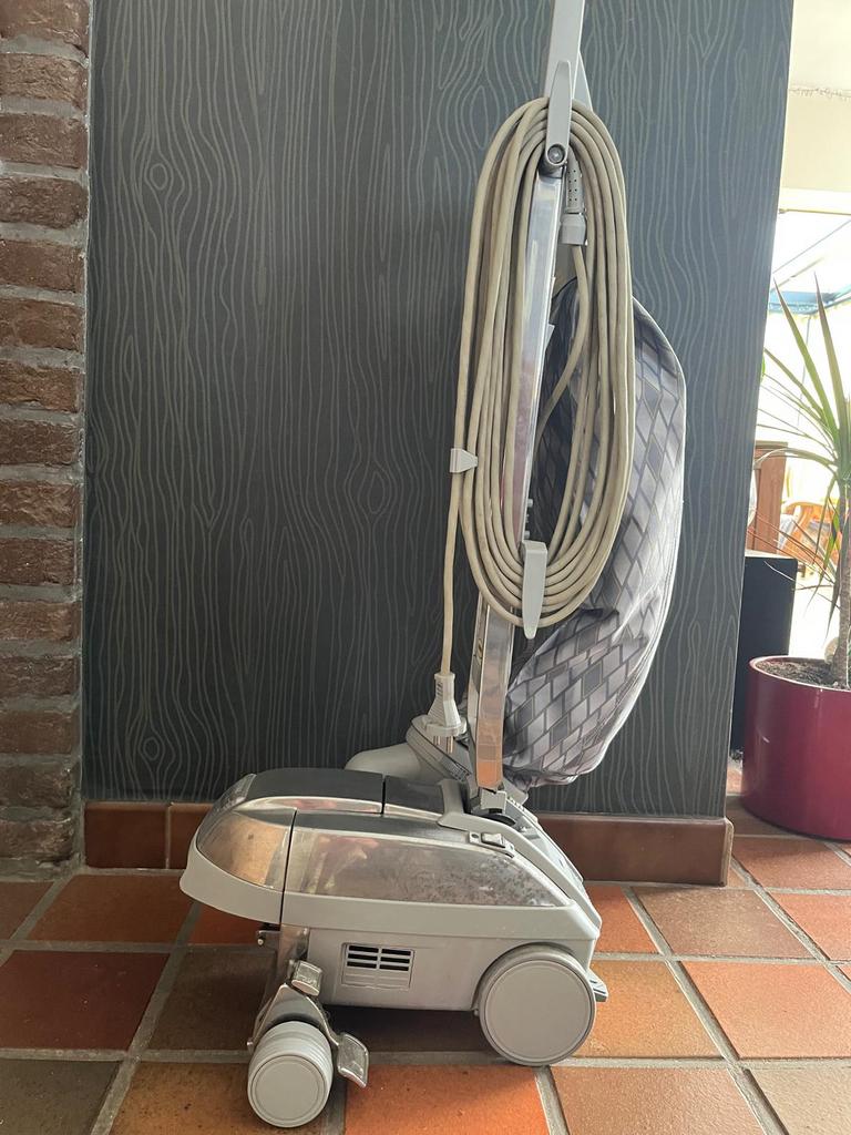 Kirby ultimate G, Elektronische apparatuur, Stofzuigers, Ophalen, Zo goed als nieuw, Stofzuiger