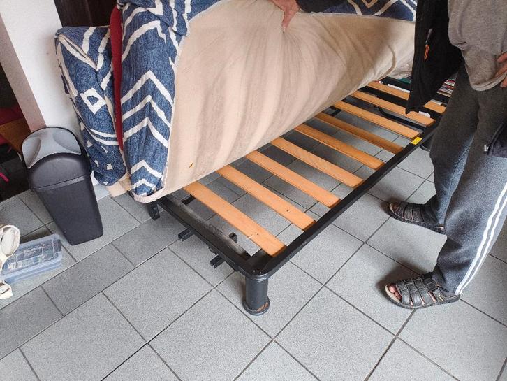 Slaapbank, Huis en Inrichting, Slaapkamer | Slaapbanken, Zo goed als nieuw, 160 cm, 200 cm, Twijfelaar, Wit, Ophalen