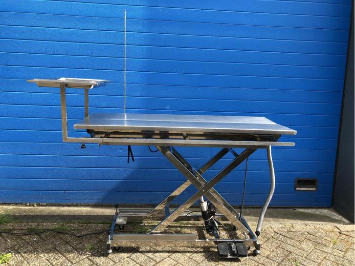 Veterinaire operatietafel V-top elektrisch bediend, Divers, Orthèses