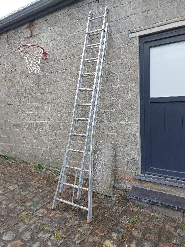 Echelle Wallemacq  2 X12 échelons, Enlèvement, Utilisé