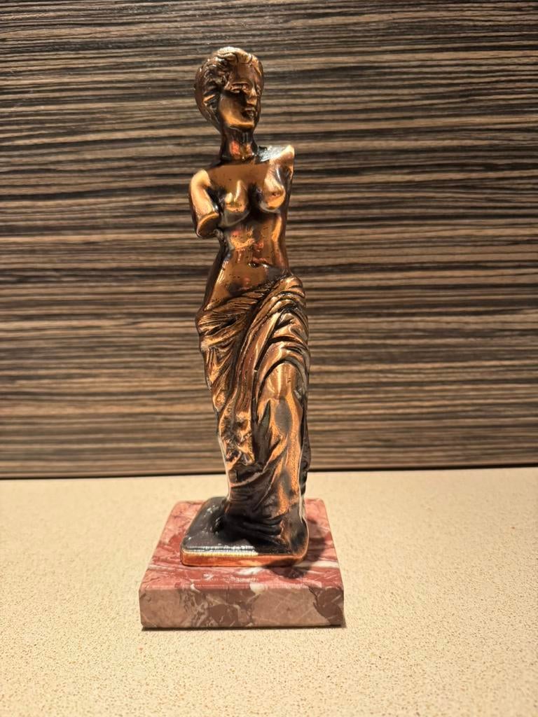 Antieke Venus van Milo – Massief Brons op Rouge Belge, Antiek en Kunst, Antiek | Brons en Koper, Brons, Ophalen