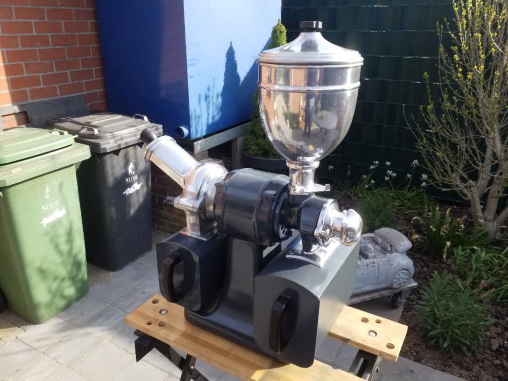 Graanmolen, Ophalen, Gebruikt, Complete set