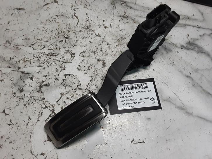 GASPEDAAL Volkswagen Passat Variant (3G5) (5Q1723503H), Auto-onderdelen, Interieur en Bekleding, Volkswagen, Gebruikt