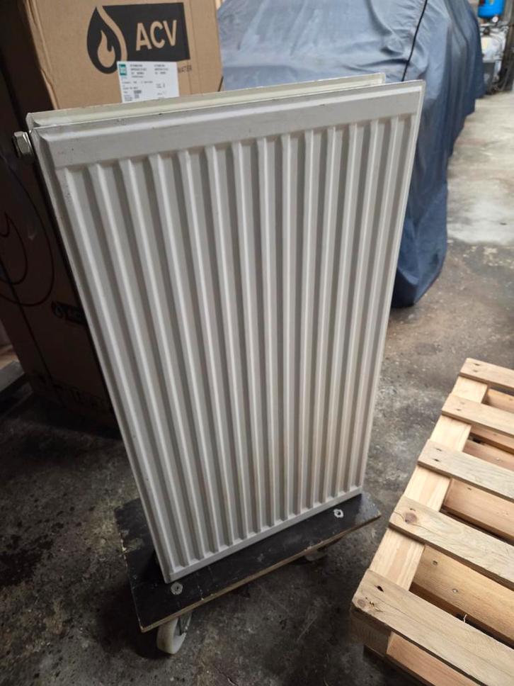 Radiateur type 22 50 cm de large 90 cm de haut, Bricolage & Construction, Chauffage & Radiateurs, Radiateur, Enlèvement