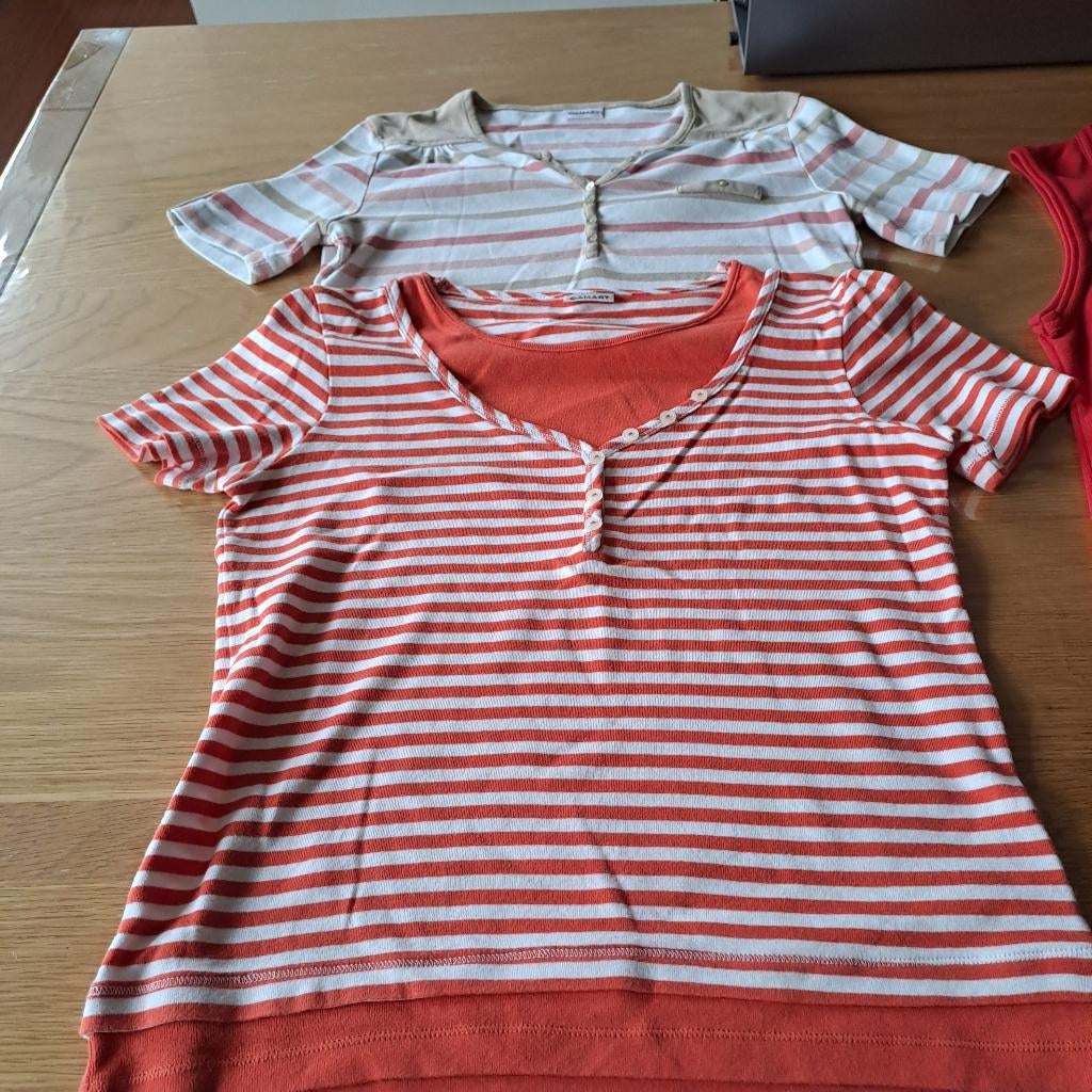 2 t-shirts sport, Vêtements | Femmes, Taille 38/40 (M), Enlèvement ou Envoi, Autres couleurs, Comme neuf