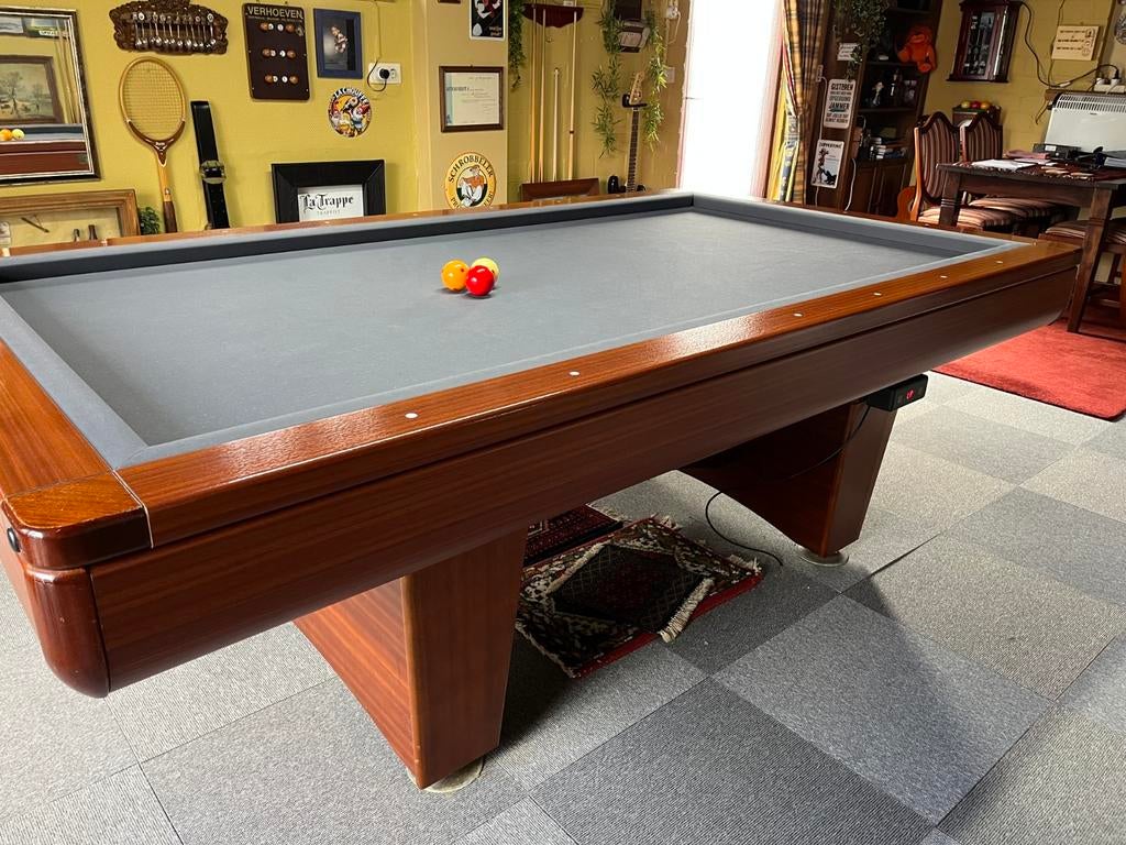 Rene Gabriels biljarttafel, Enlèvement ou Envoi, Table de billard