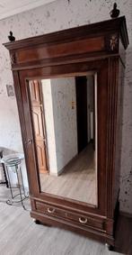 Ancienne armoire à linge avec miroir, Enlèvement