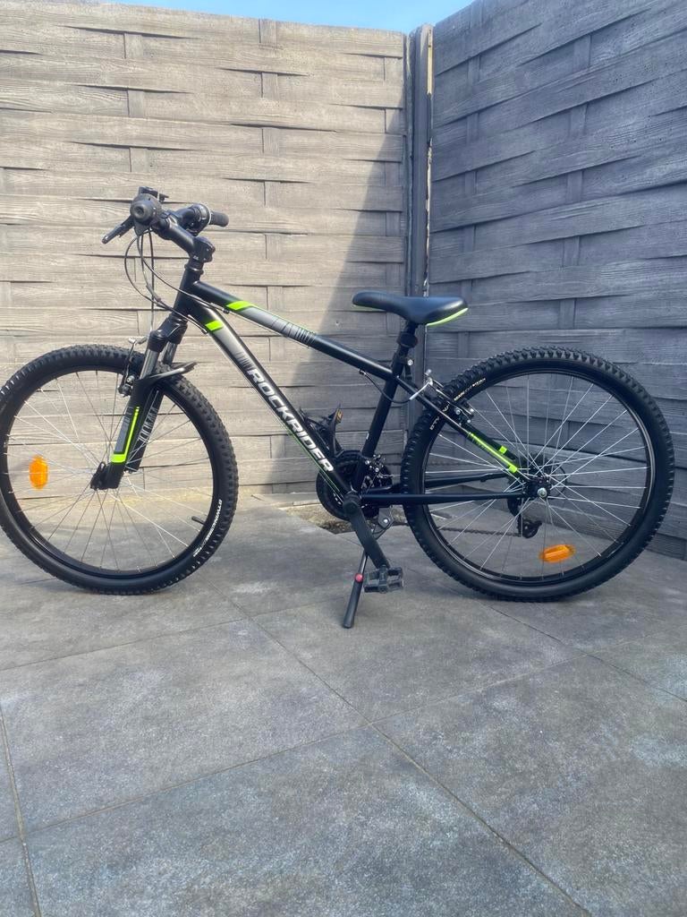 B-Twin Rockrider ST500.  24 inch jongensfiets, Enlèvement, Comme neuf, 24 pouces, Vitesses