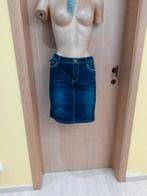 Marineblauwe spijkerrok — maat 38, Kleding | Dames, Rokken, Maat 38/40 (M), Ophalen of Verzenden, Gedragen, Boven de knie