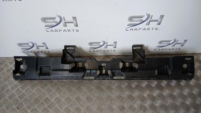 Bumpersteun midden-achter van een Mercedes GLE, Auto-onderdelen, Carrosserie, Mercedes-Benz, Gebruikt, 3 maanden garantie, Ophalen of Verzenden