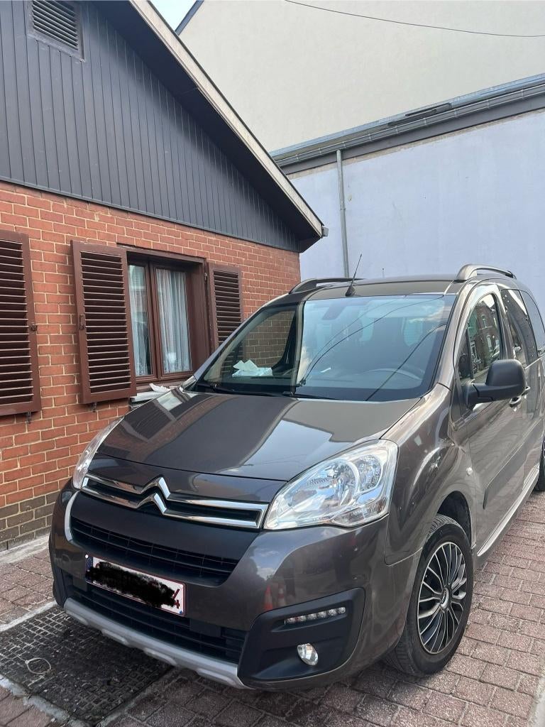 Citroen Berlingo, Autos, Achat, Euro 6, Boîte manuelle, 5 portes