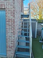 Metalen buitentrap, Enlèvement, Utilisé