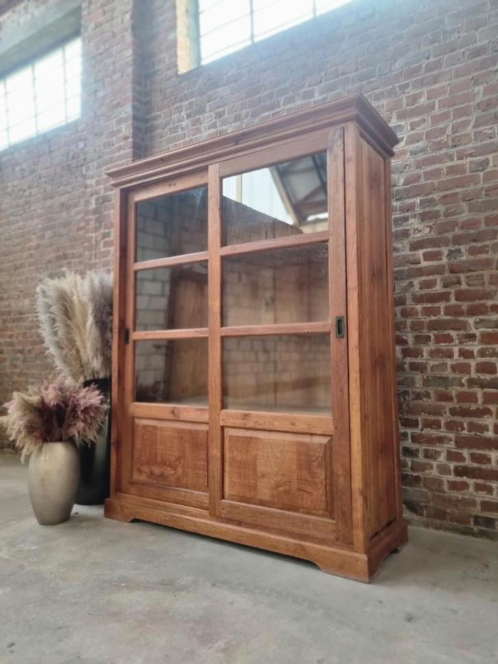 Buffet/vitrine en teck LIVRAISON GRATUITE, Maison & Meubles, Armoires | Vitrines, Comme neuf, 200 cm ou plus, 150 à 200 cm, 25 à 50 cm