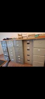 5 Armoire métallique à 4 tiroirs régions de liège