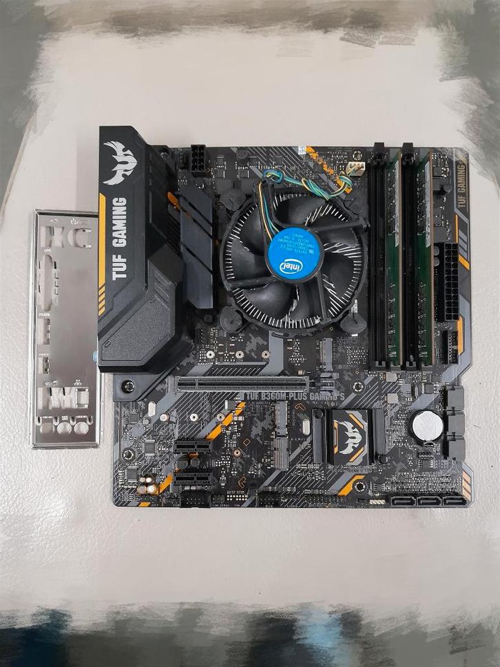 CPU i7-9700 + Carte mère ASUS B360M-Plus+RAM 16Go, Computers en Software, Processors, Zo goed als nieuw, Ophalen