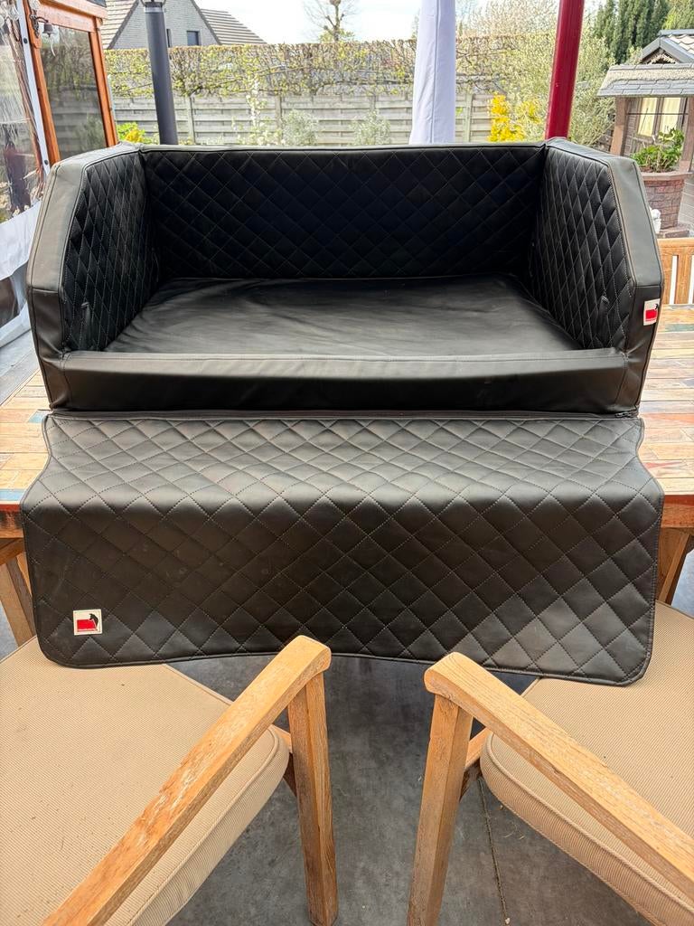 Hondenmand voor in de koffer, Ophalen, Gebruikt