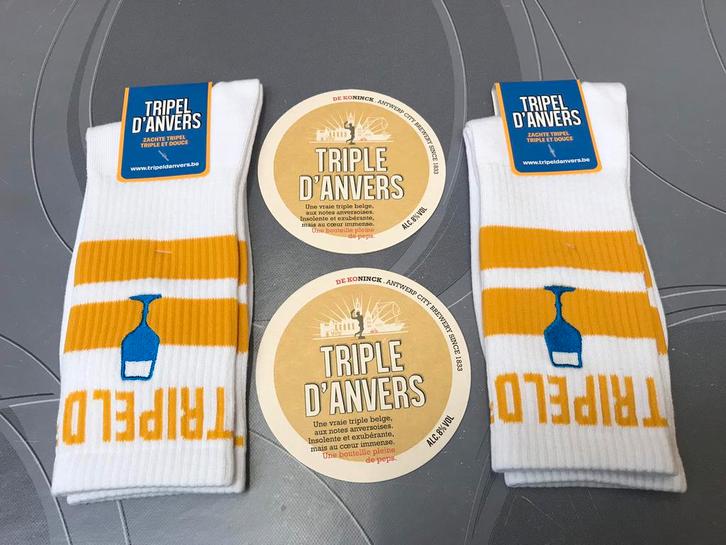 Chaussettes Tripel d'Anvers, 2 paires pour 15€, Collections, Marques de bière, Neuf, Autres types, Enlèvement ou Envoi