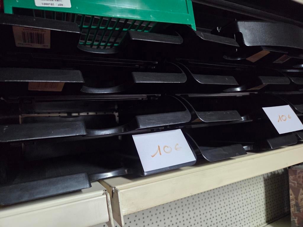 Verschillende stapelbakjes, Ophalen