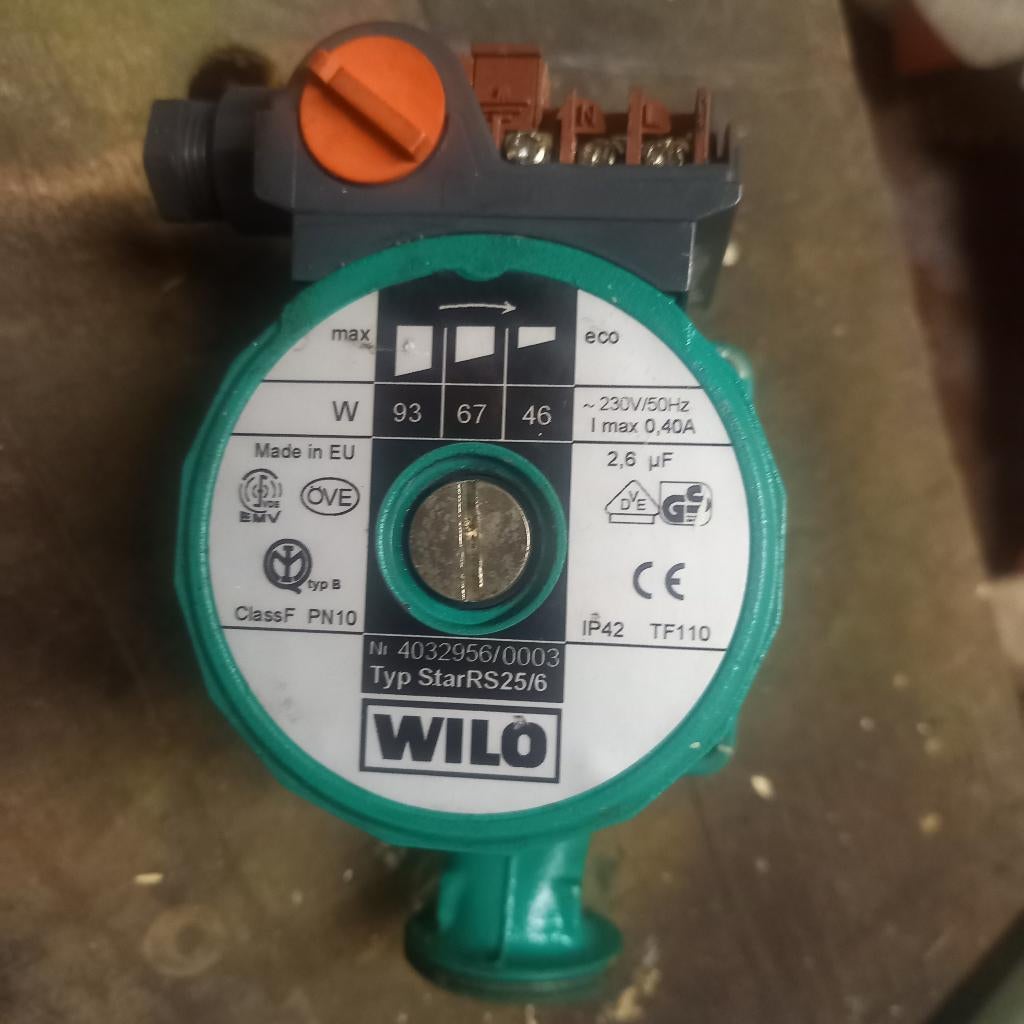 Wilo pomp voor oa verwarmingsinstallatie  2.6 uF, Ophalen