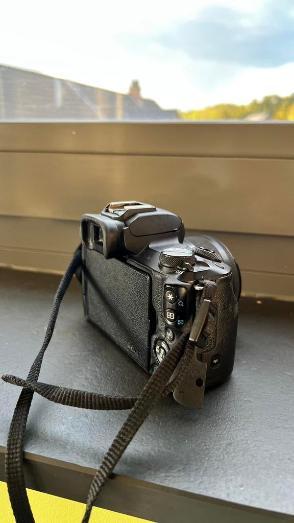 Canon M50 + Kit lens, Gebruikt, Canon, Compact, Ophalen of Verzenden