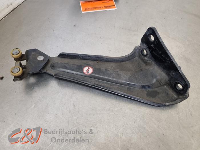 Roulette porte coulissante droite d'un Opel Combo (G2O), -, Opel, 3 mois de garantie, Utilisé