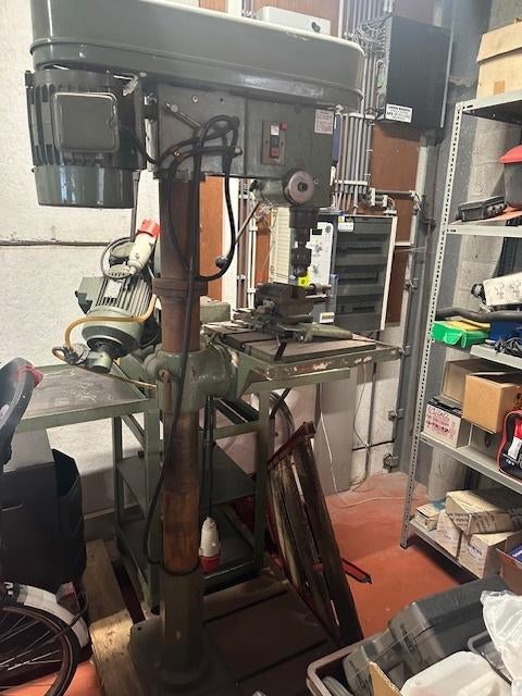 kolomboormachine, Bricolage & Construction, Outillage | Foreuses, Enlèvement, Utilisé, Foreuse sur colonne, 600 watts ou plus