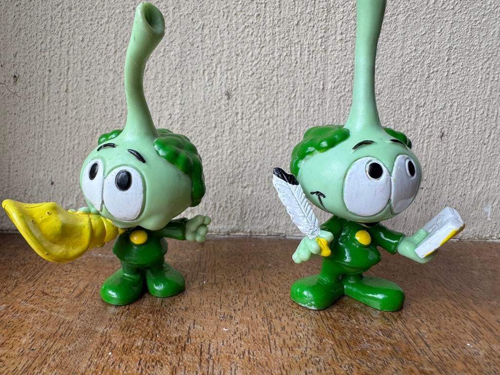 figuur Snorkels - Tooter met toeter / schelp en Veer, Verzamelen, Poppetjes en Figuurtjes, Ophalen of Verzenden, Gebruikt