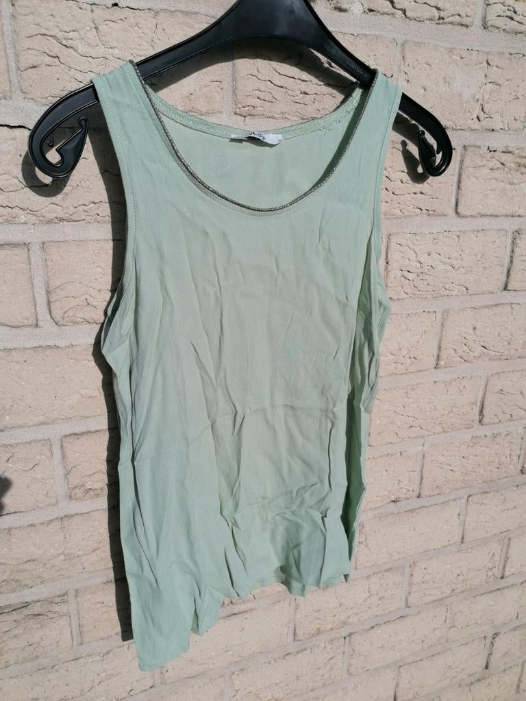 Petit haut d'été Vila Joy, Enlèvement