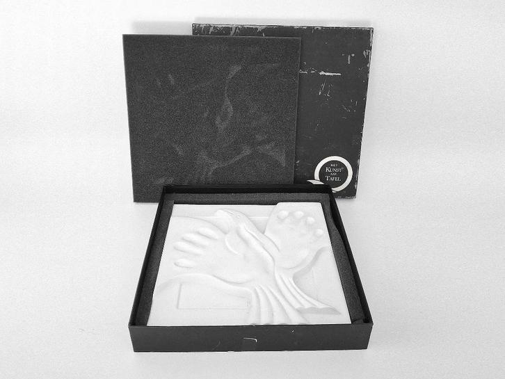 Met Kunst aan Tafel - Willy Bosschem, Antiek en Kunst, Kunst | Designobjecten, Ophalen of Verzenden