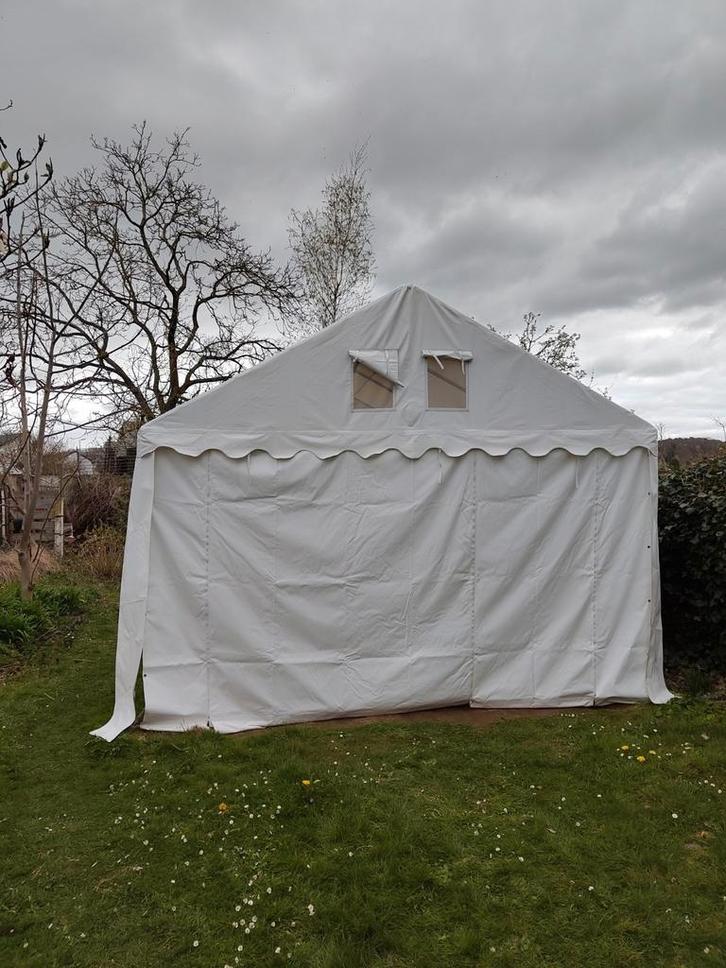 Grizzly outdoor Pro PVC tent 6*4m, Jardin & Terrasse, Tonnelles, Utilisé, Tente de réception, 2 mètres ou plus, 5 à 8 mètres, 4 à 6 mètres