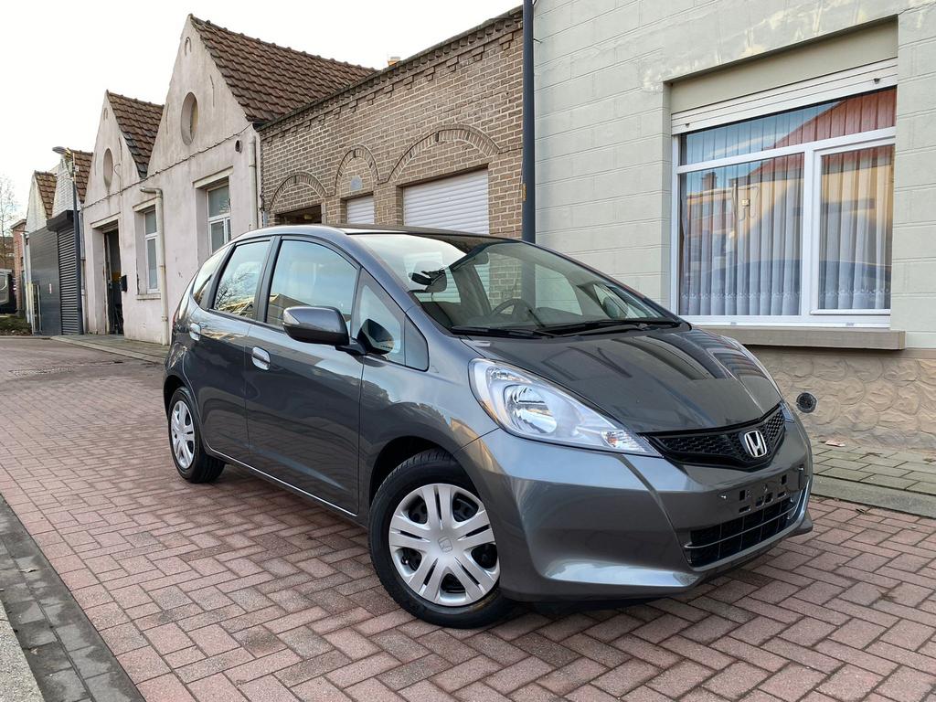 Honda Jazz 1.3i Benzine /2014/37000.km / Automaat / Garantie, Auto's, Honda, Euro 5, Stof, 4 cilinders, 5 zetels