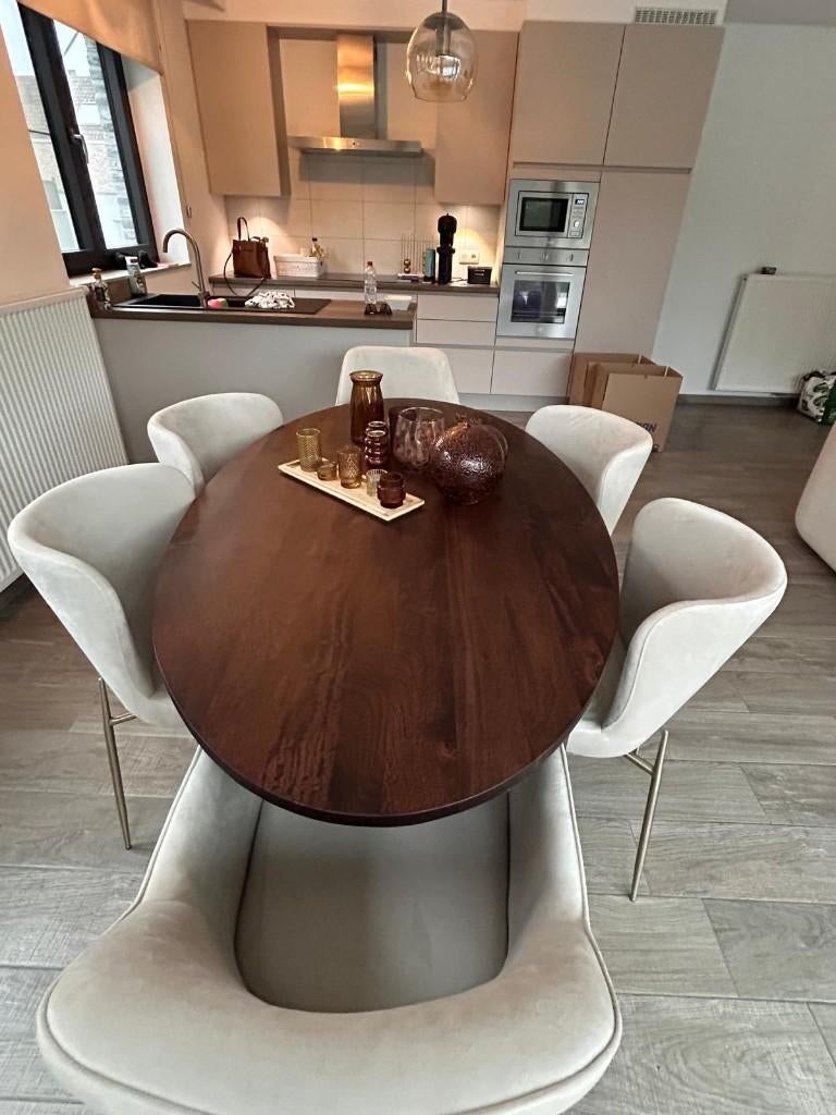 Tafel en 6 stoelen te koop incl. decoratie !, Ophalen, Zo goed als nieuw, Hedendaags, 4 tot 6 stoelen