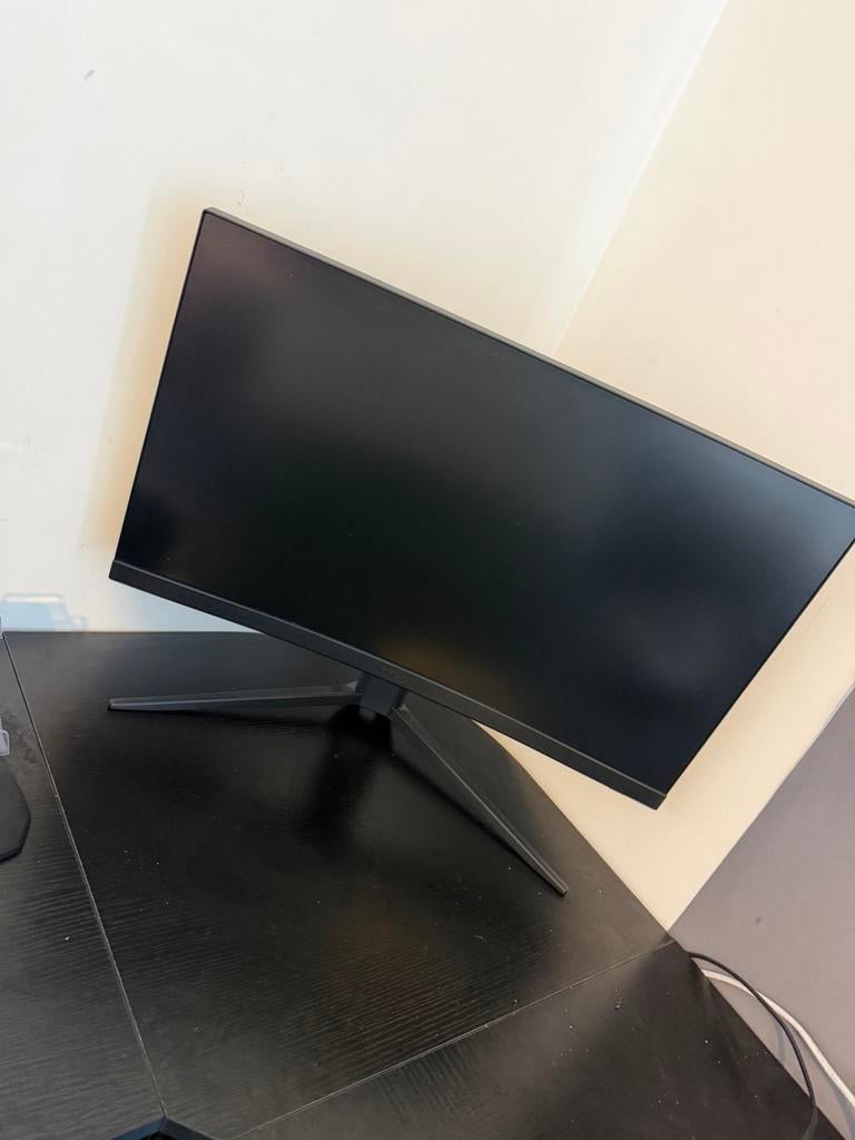 Gamescherm msi, Computers en Software, Monitoren, Ophalen, Zo goed als nieuw